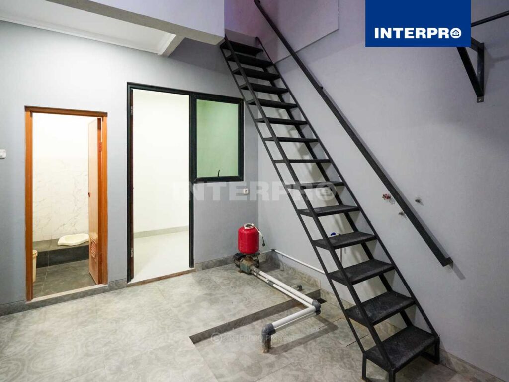 Rumah Dijual Puri Kencana Luas 135m2