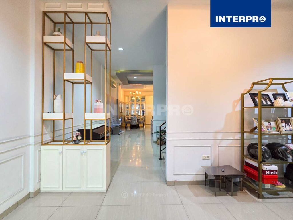 Rumah Minimalis Siap Huni Taman Ratu Jakarta Barat