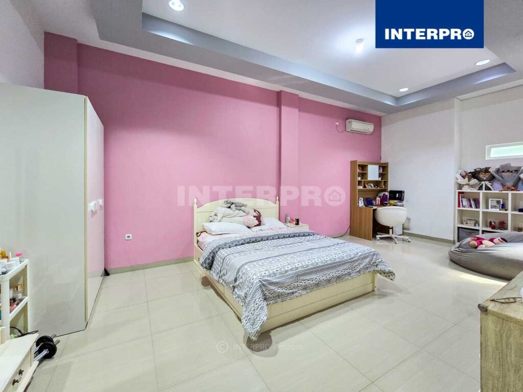 Rumah Minimalis Siap Huni Taman Ratu Jakarta Barat