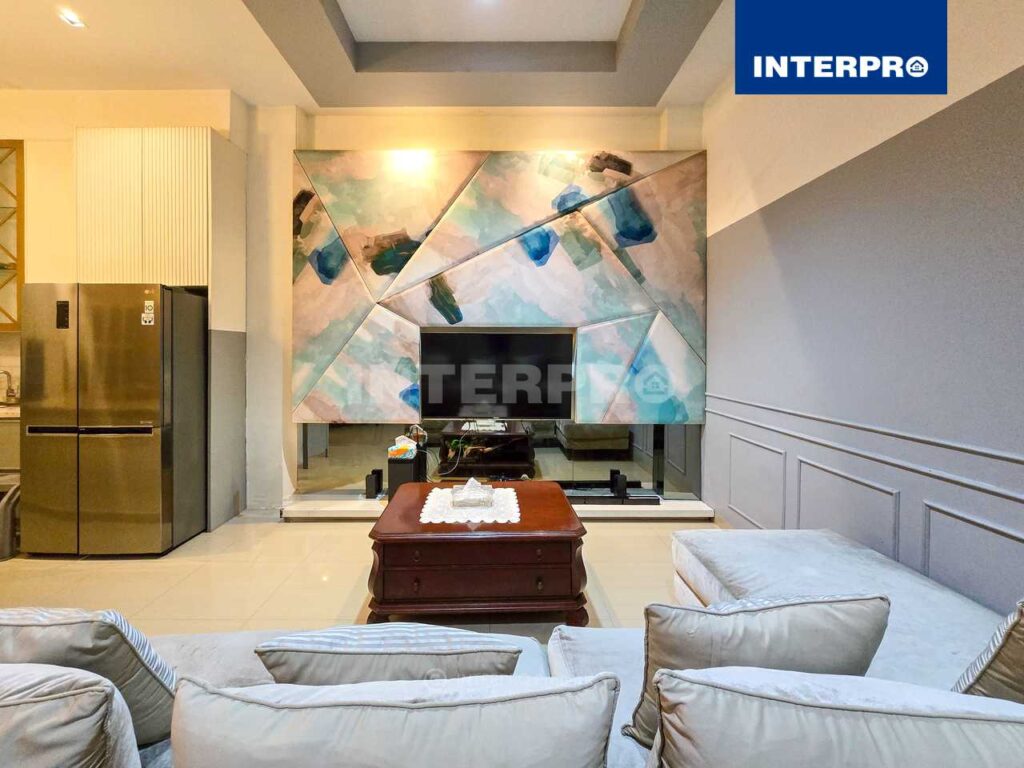 Rumah Minimalis Siap Huni Taman Ratu Jakarta Barat