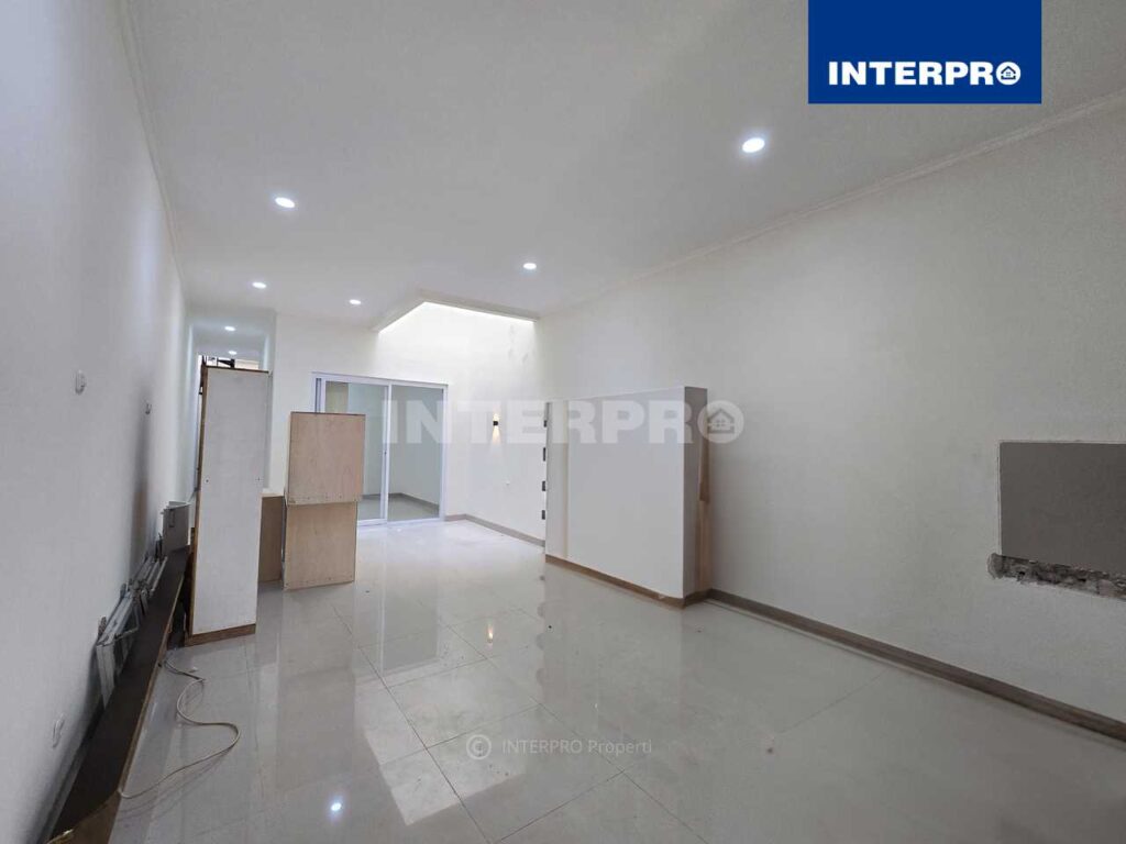 Rumah Baru 2 Lantai Sunrise Garden Jakarta Barat