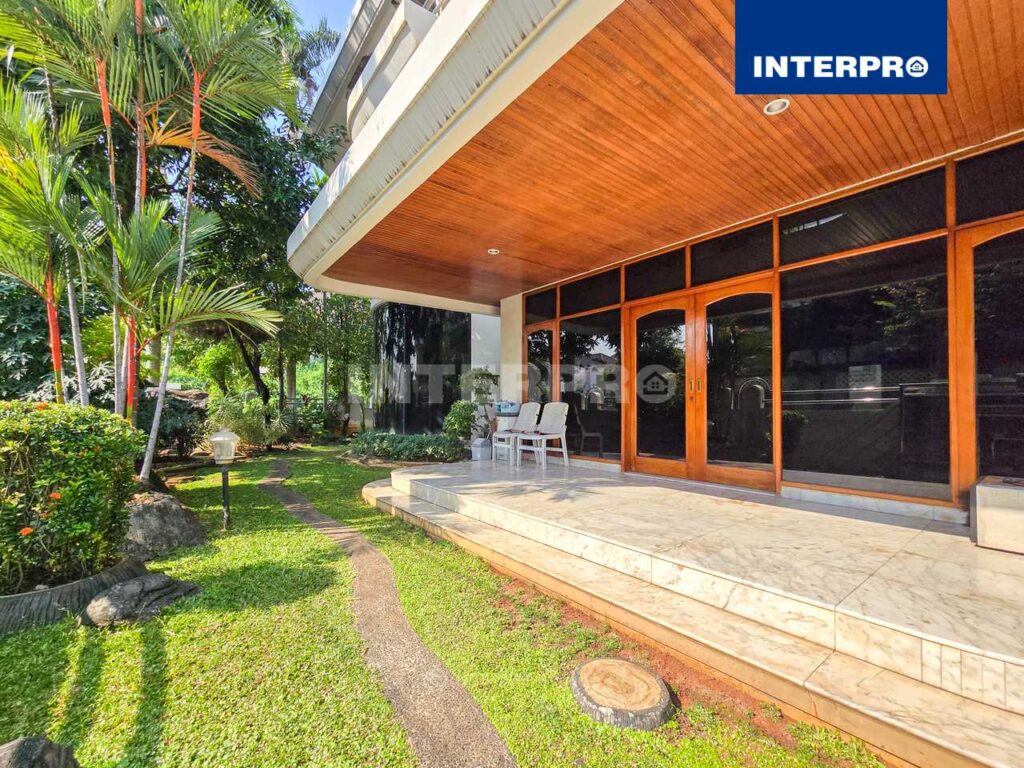 Rumah Hook Green Garden Jakarta Barat
