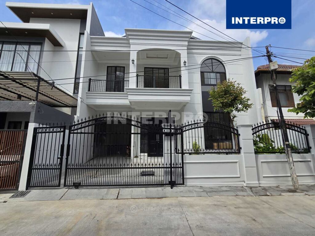 Rumah Baru Mewah Green Ville Jakarta Barat