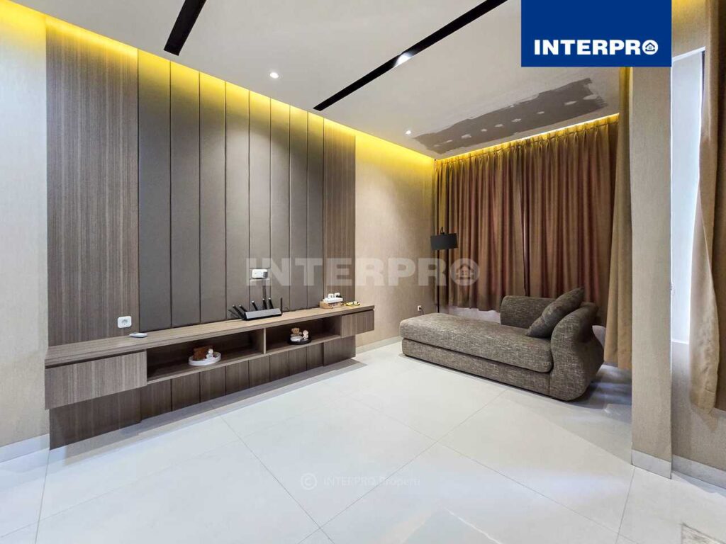 Rumah Split Level Grand Puri Grisenda Penjaringan