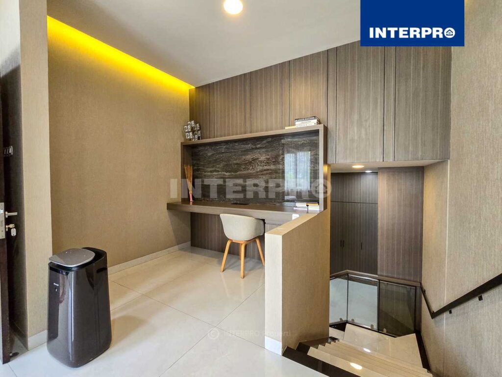 Rumah Split Level Grand Puri Grisenda Penjaringan