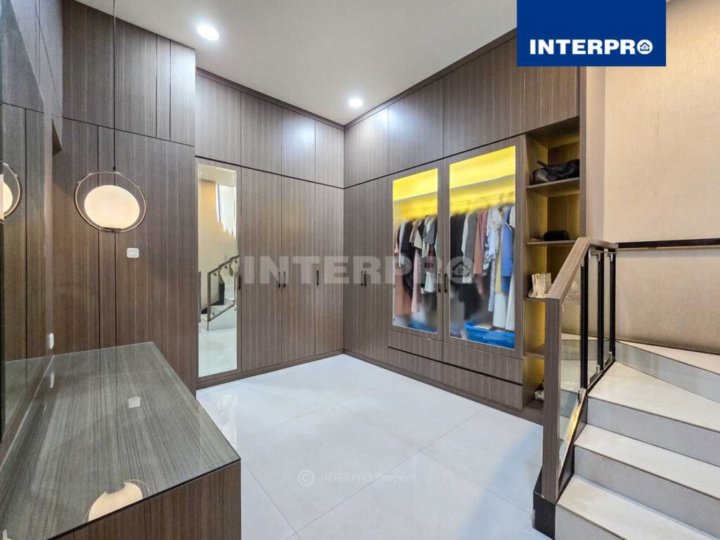 Rumah Split Level Grand Puri Grisenda Penjaringan