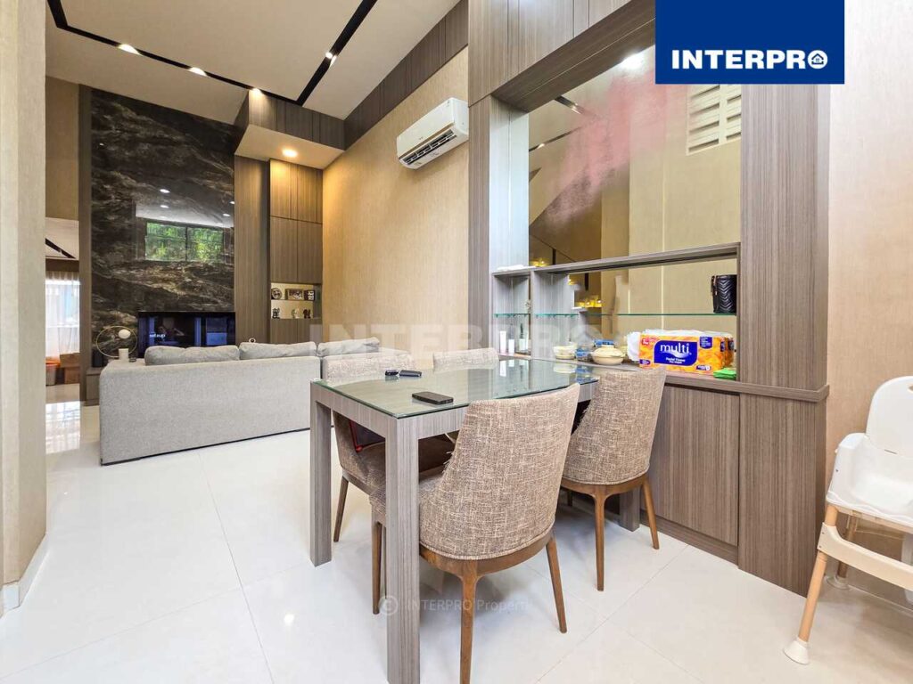 Rumah Split Level Grand Puri Grisenda Penjaringan