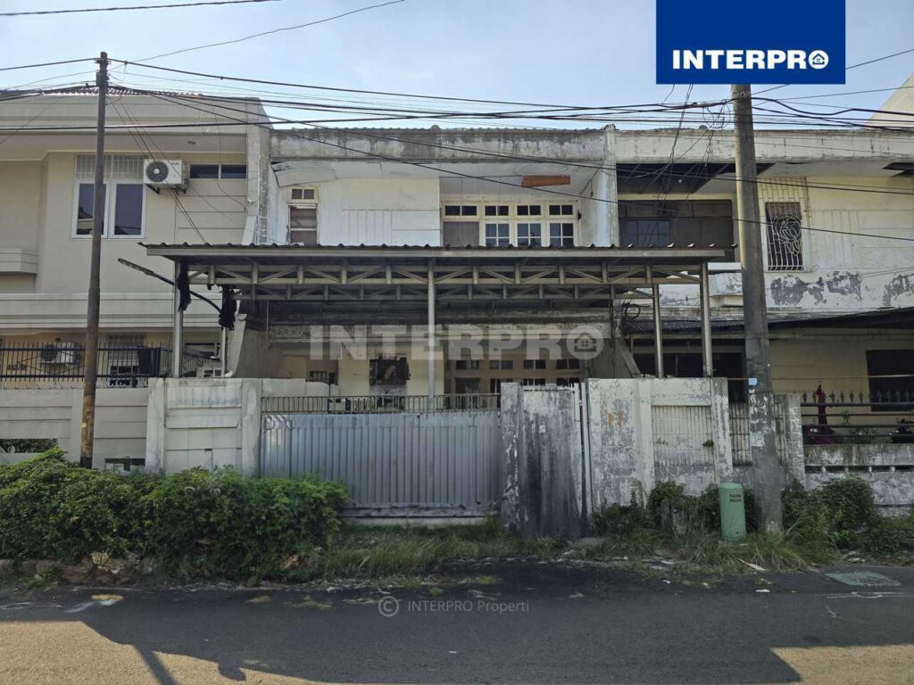 Rumah 2 lantai Taman Ratu Jakarta Barat
