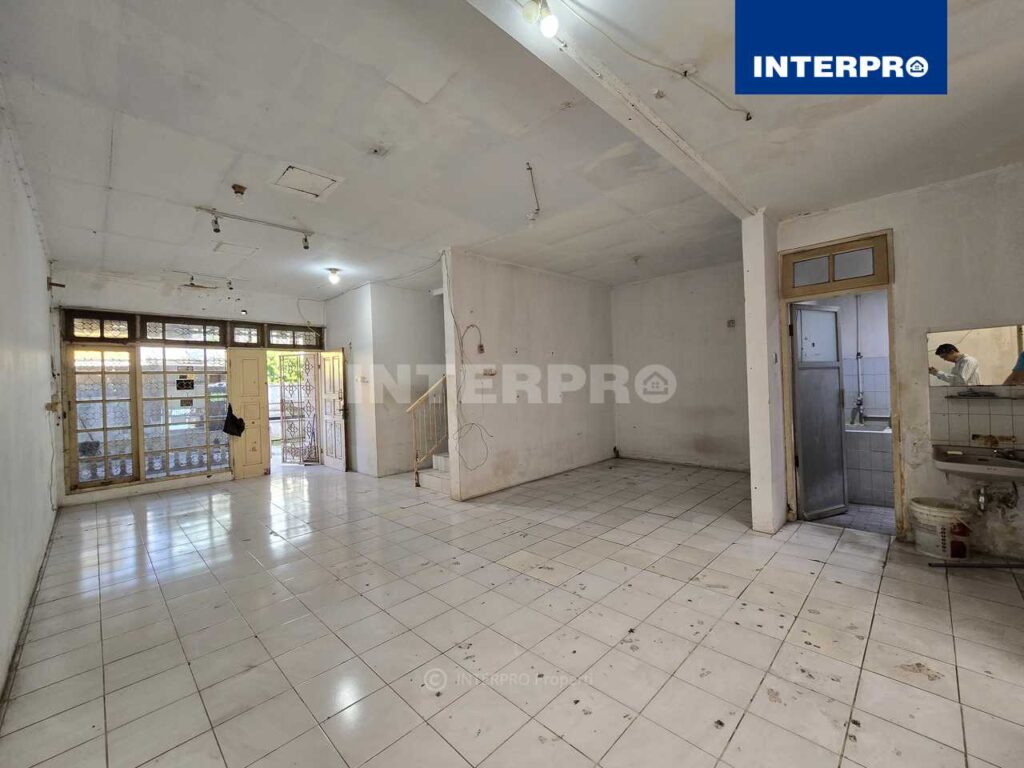 Rumah 2 lantai Taman Ratu Jakarta BaratRumah 2 lantai Taman Ratu Jakarta Barat