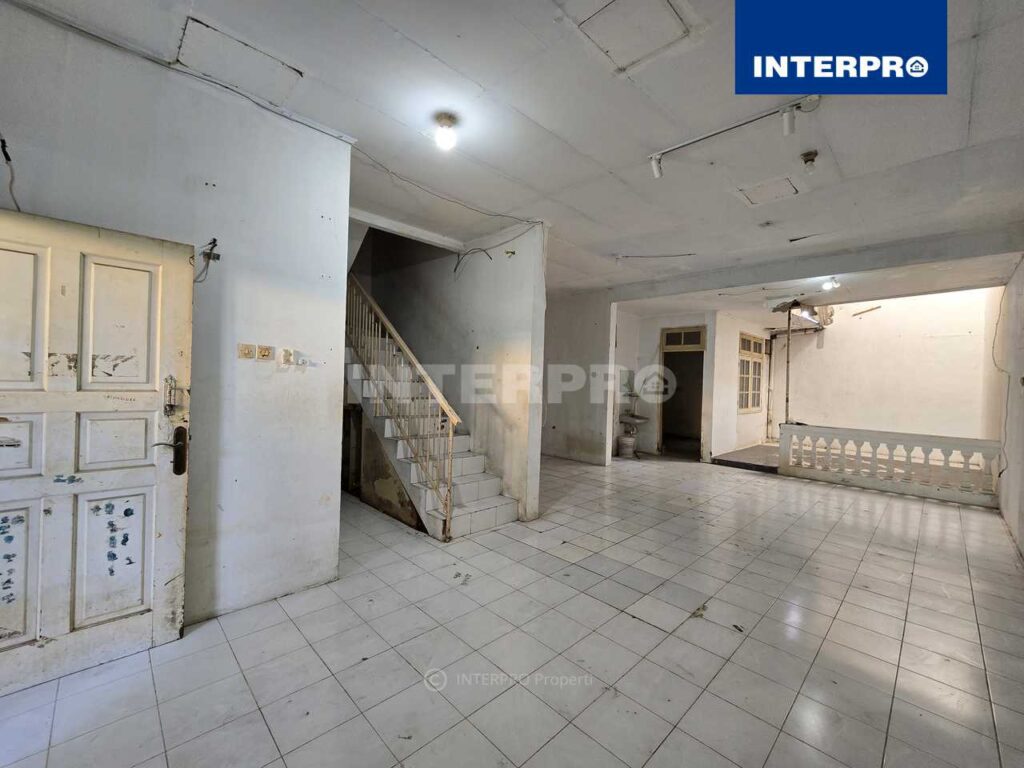 Rumah 2 lantai Taman Ratu Jakarta BaratRumah 2 lantai Taman Ratu Jakarta Barat