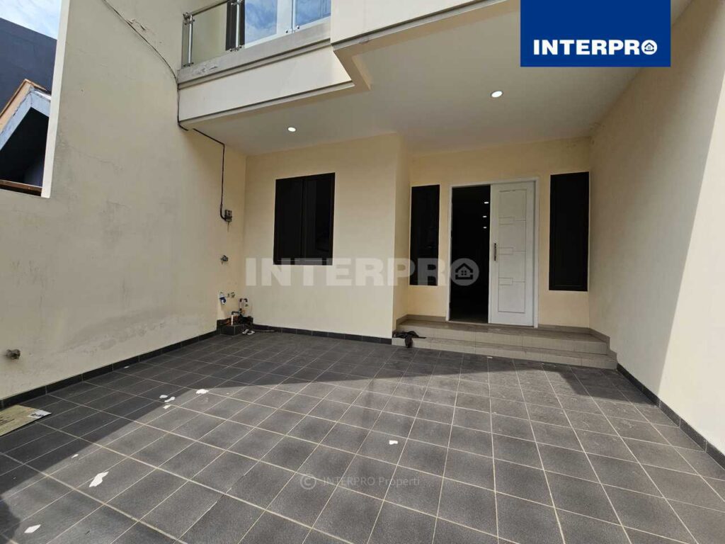 Rumah Brand New Minimalis Taman Ratu