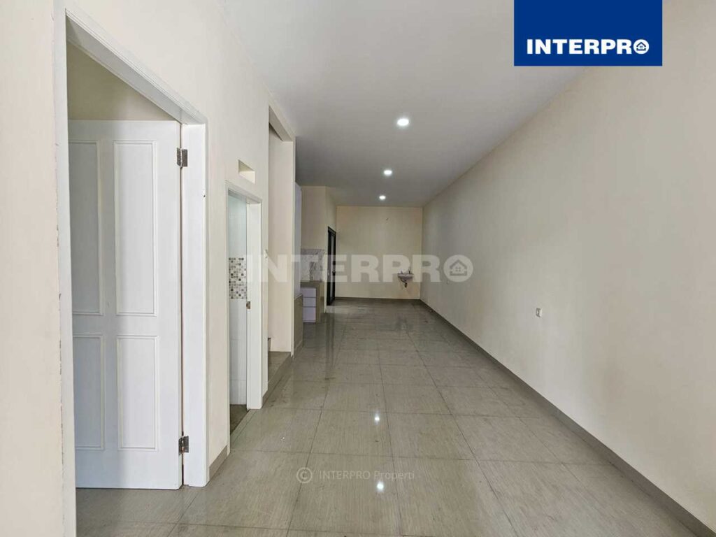 Rumah Brand New Minimalis Taman Ratu