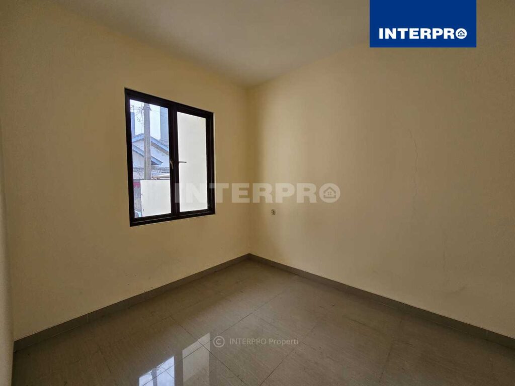 Rumah Brand New Minimalis Taman Ratu