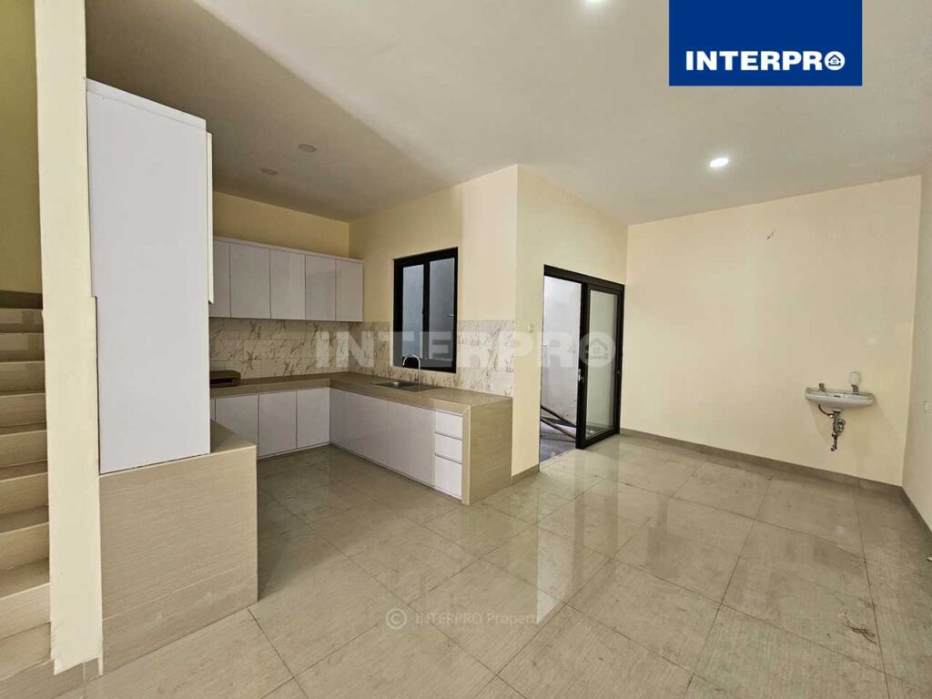 Rumah Brand New Minimalis Taman Ratu