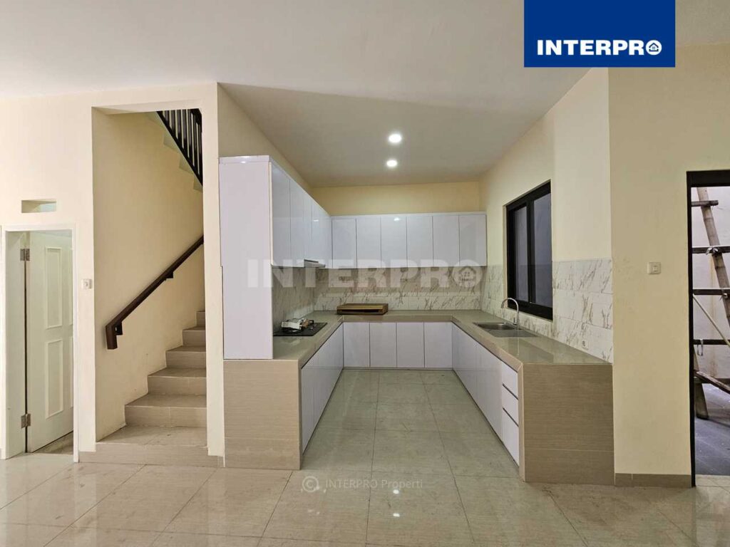 Rumah Brand New Minimalis Taman Ratu