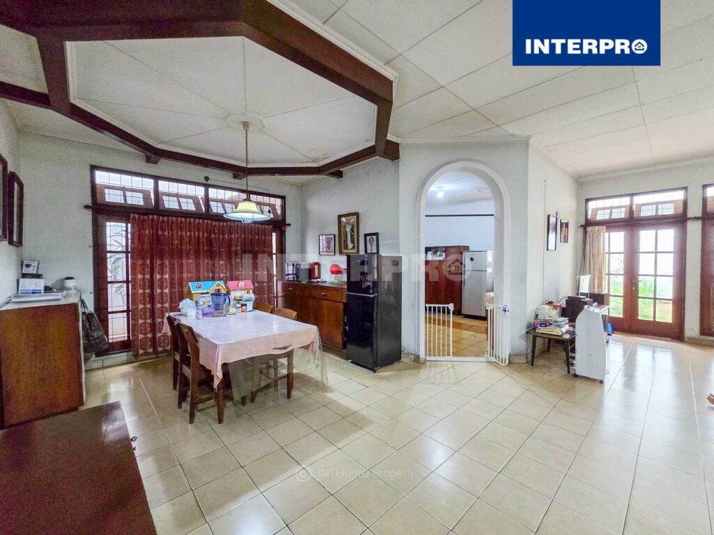 Rumah 2 Lantai Kemanggisan Jakarta Barat