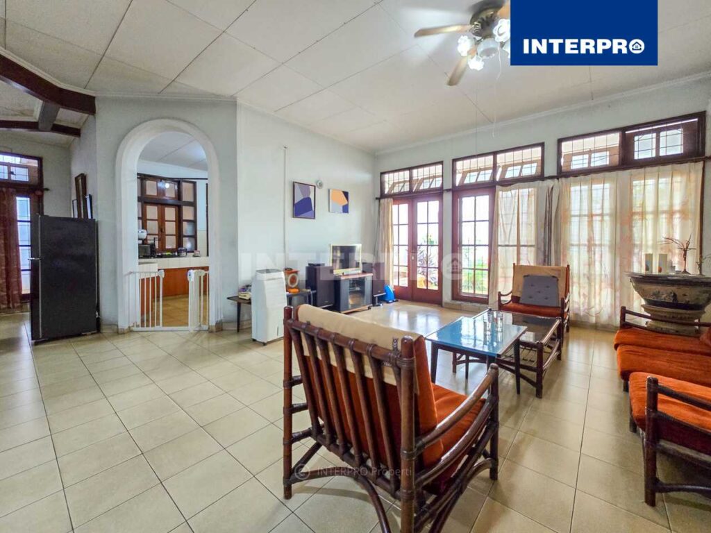 Rumah 2 Lantai Kemanggisan Jakarta Barat