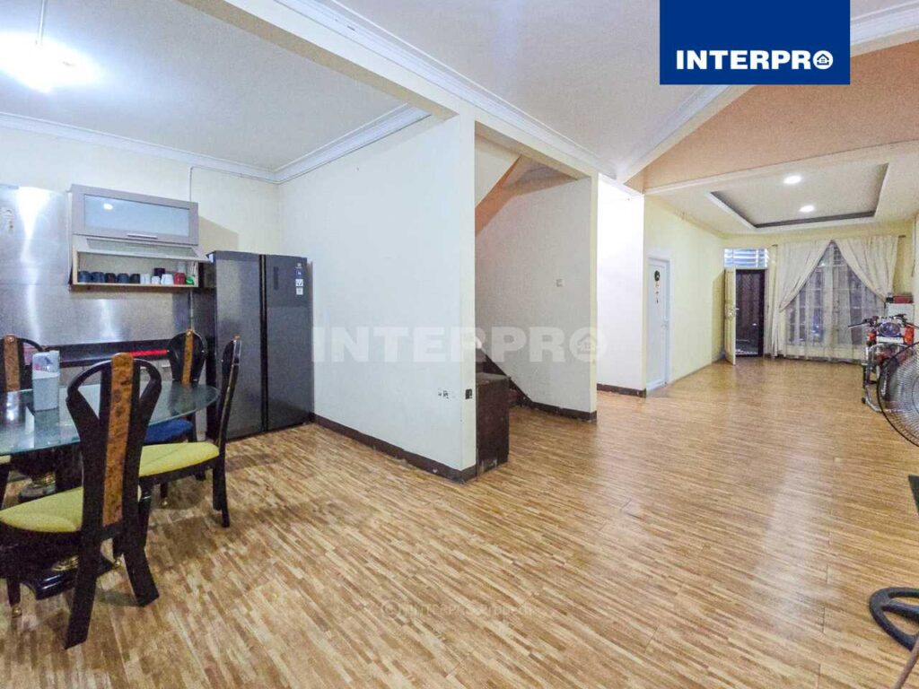 Rumah Dijual Permata Buana 160m2