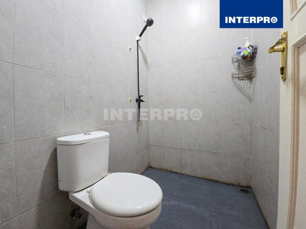 Rumah Dijual Permata Buana 160m2