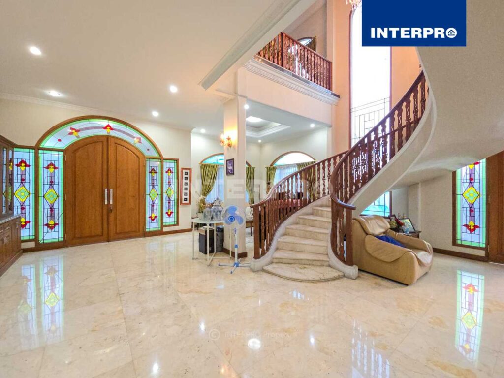 Rumah Dijual Taman Villa Meruya Siap Huni Mewah