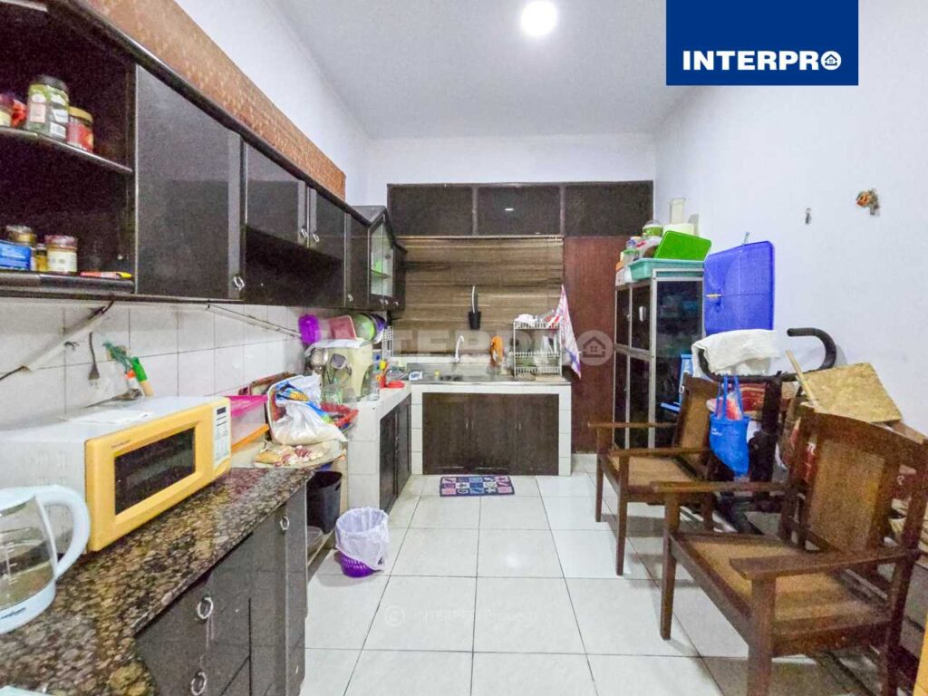 Rumah 2 Lantai Villa Tomang Mas Duri Kepa