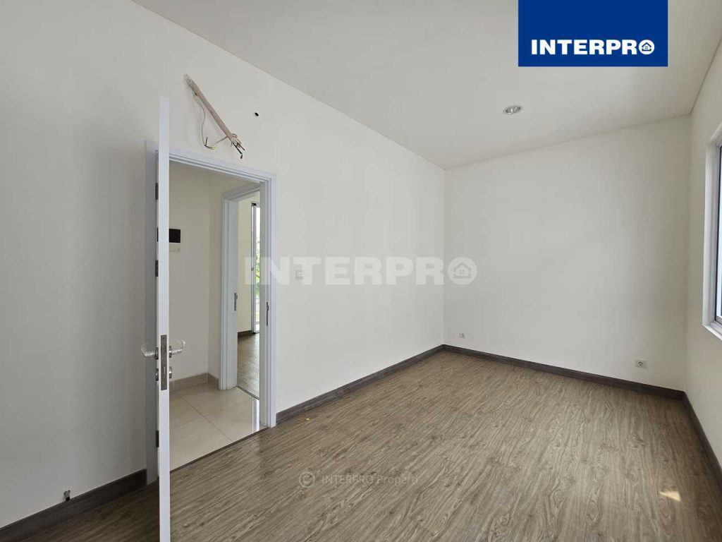Rumah Brand New Metland Puri Riviera Cipondoh