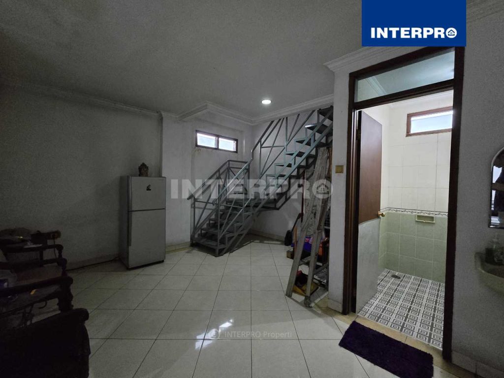 Ruko 4 Lantai Taman Surya 1 Daan Mogot