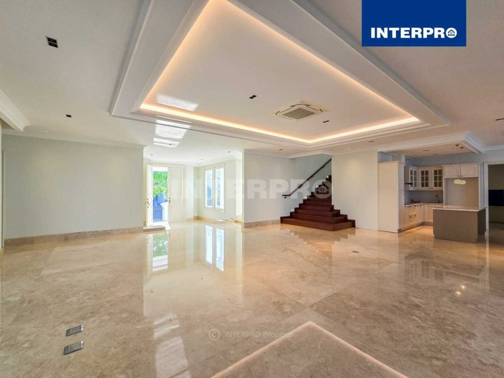 Rumah Brand New Intercon Taman Kebon Jeruk