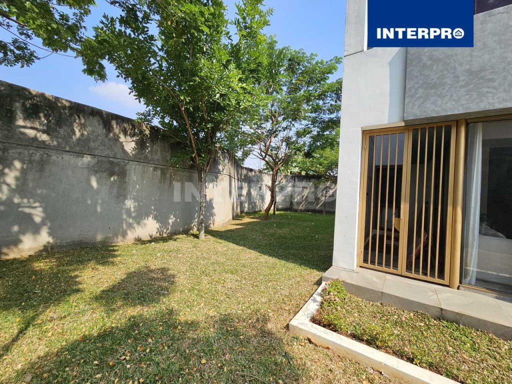 Rumah Hook Puri 11 Residence Karang Tengah