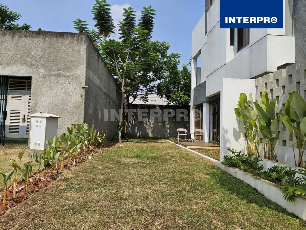 Rumah Hook Puri 11 Residence Karang Tengah