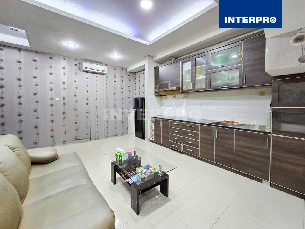 Rumah Minimalis 2,5 lantai Taman Ratu