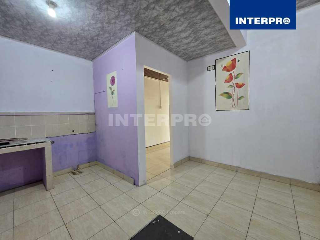 Rumah 1,5 Lantai Taman Surya 2 Pegadungan Kalideres