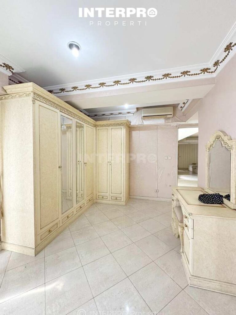 Apartemen Taman Anggrek 3br dijual