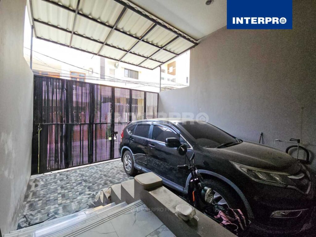 Rumah Dijual Taman Ratu Siap Huni SHM