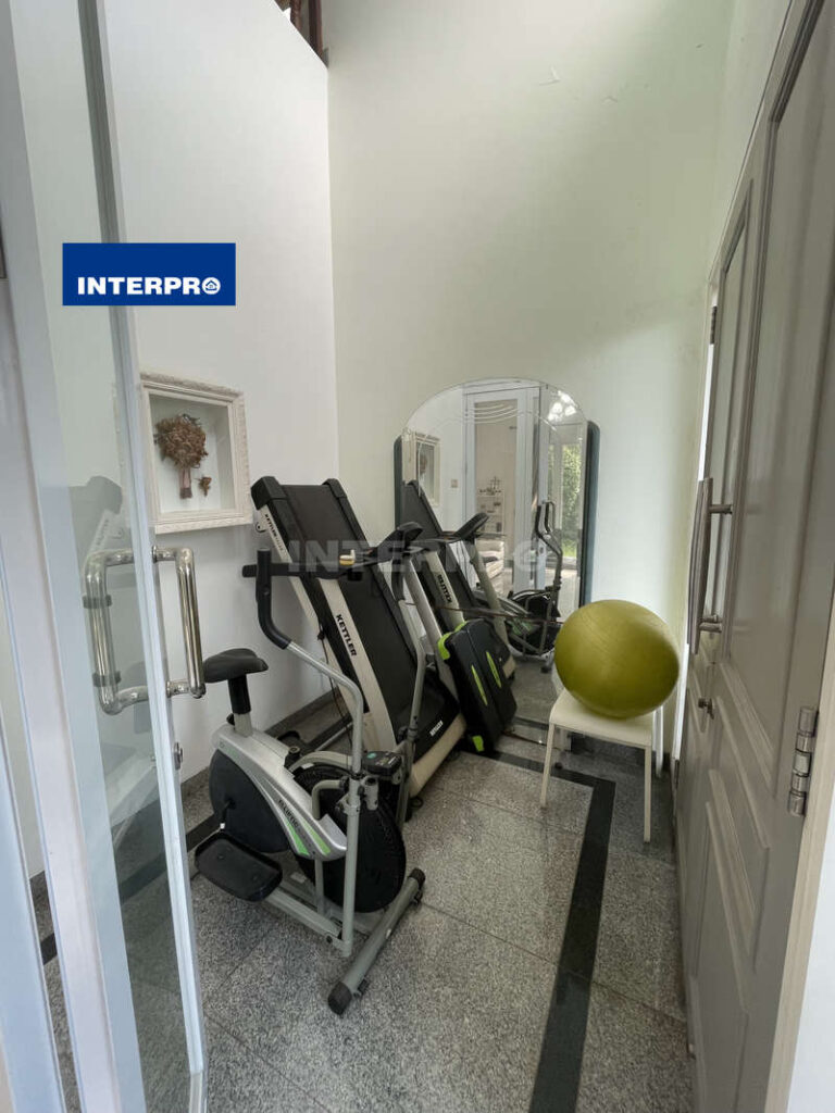 Rumah Dijual Permata Buana Pulau Bira 266m2