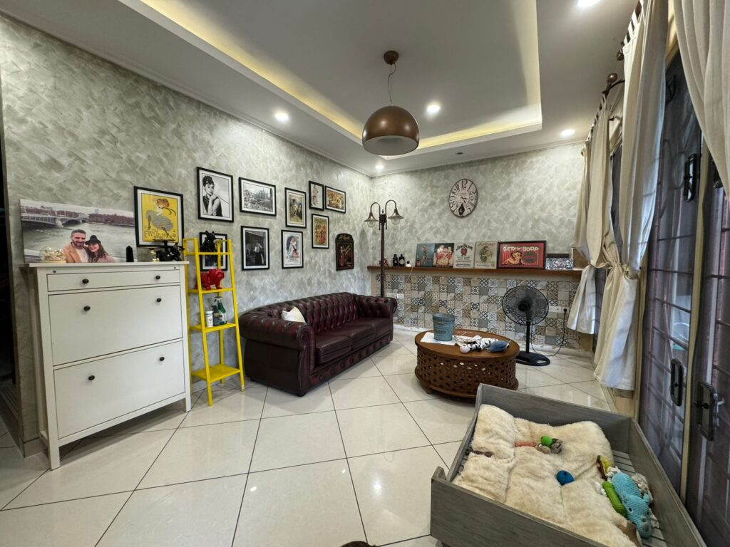 Rumah Taman Ratu LT 200m2