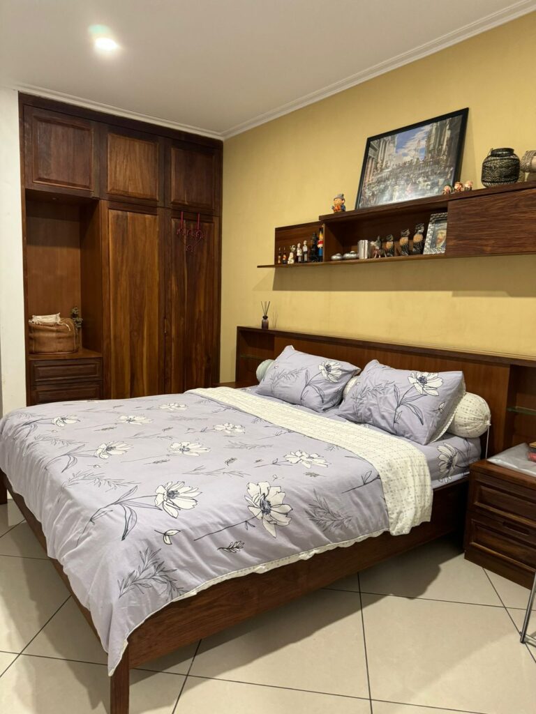 Rumah Taman Ratu LT 200m2