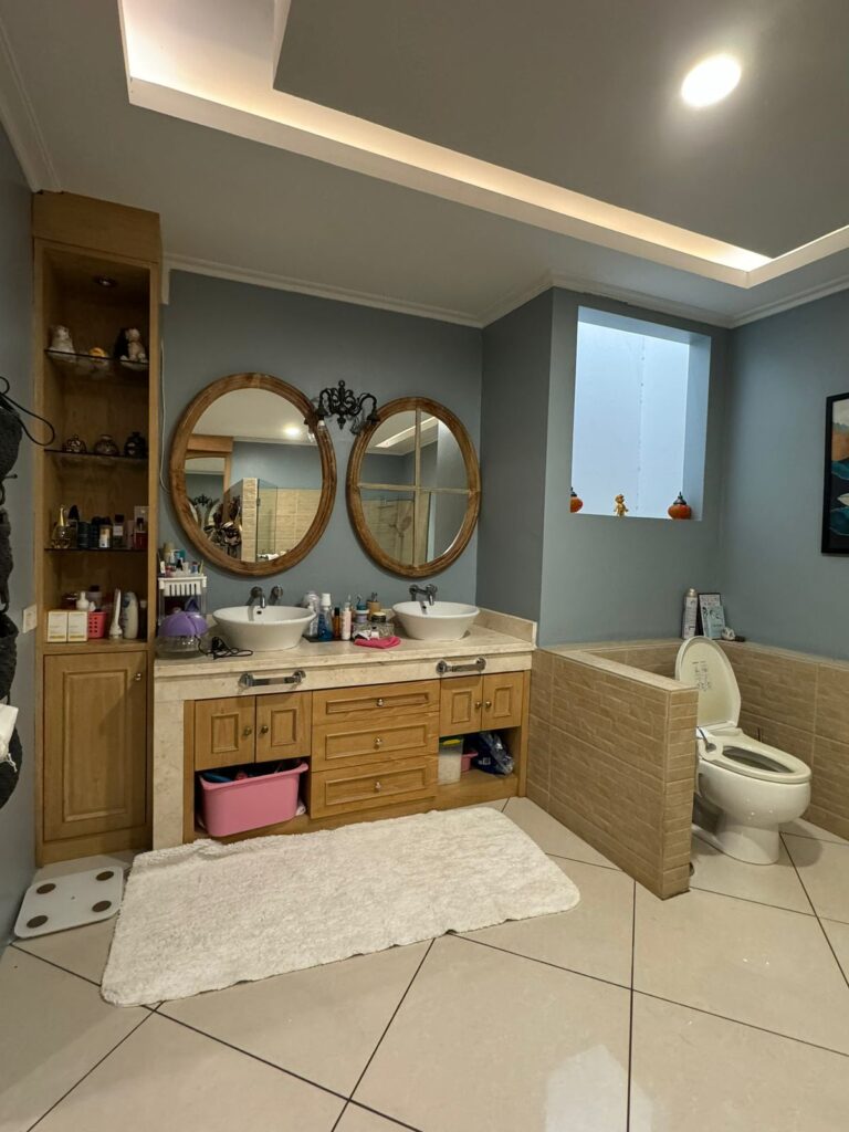 Rumah Taman Ratu LT 200m2