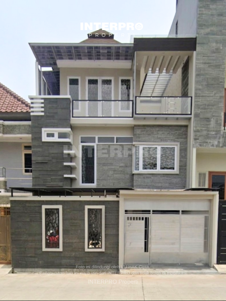 Rumah dijual Taman Ratu - LT 160m2