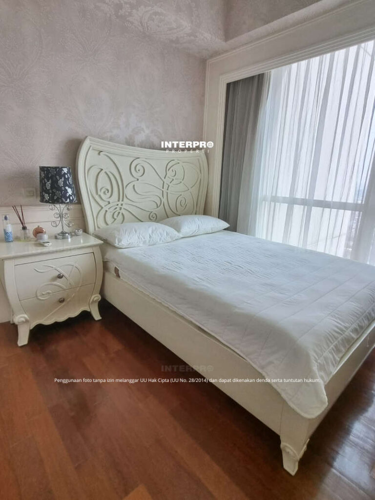 Apartemen 2BR St Moritz Royal 82m2
