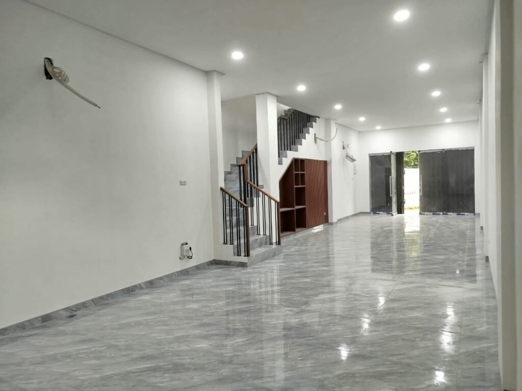 Ruko Dijual Arjuna Utara Kebon Jeruk LT 72m2
