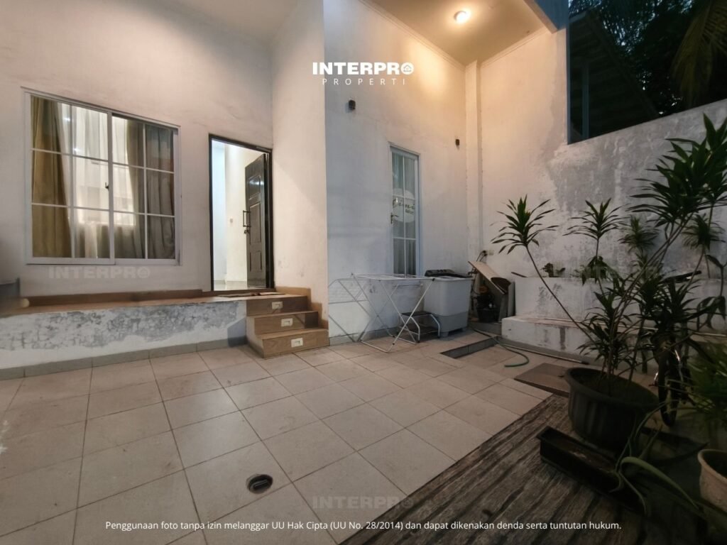 Rum Taman Ratu LT 108m2