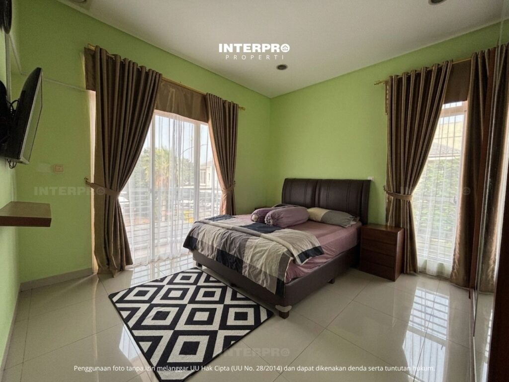 Rumah Hook Dijual Di Green Lake City Cluster Amerika