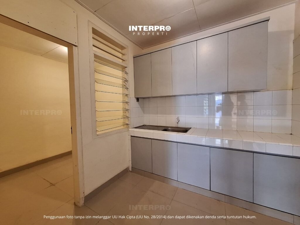 Rumah Taman Kedoya Baru Luas Tanah 90m2