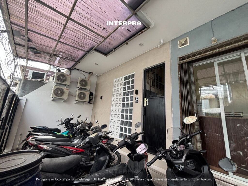 Kos Tomang Grogol Dijual Luas 81m2