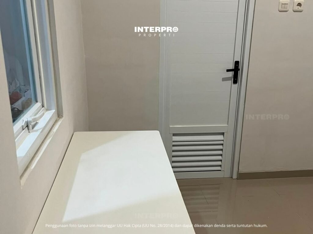 Kos Tomang Grogol Dijual Luas 81m2