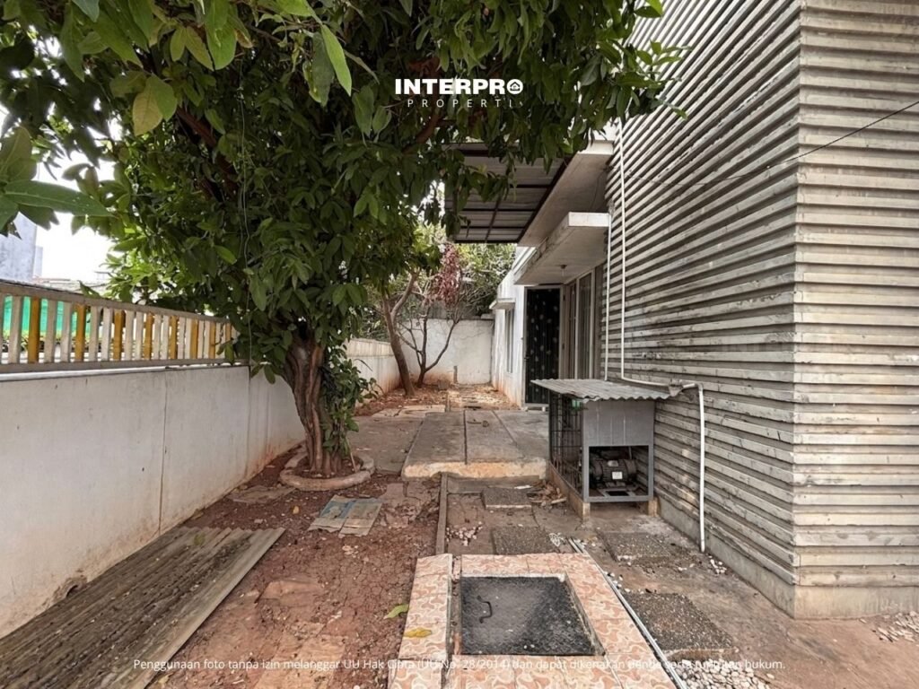 Rumah Dijual Semanan LT 141m2