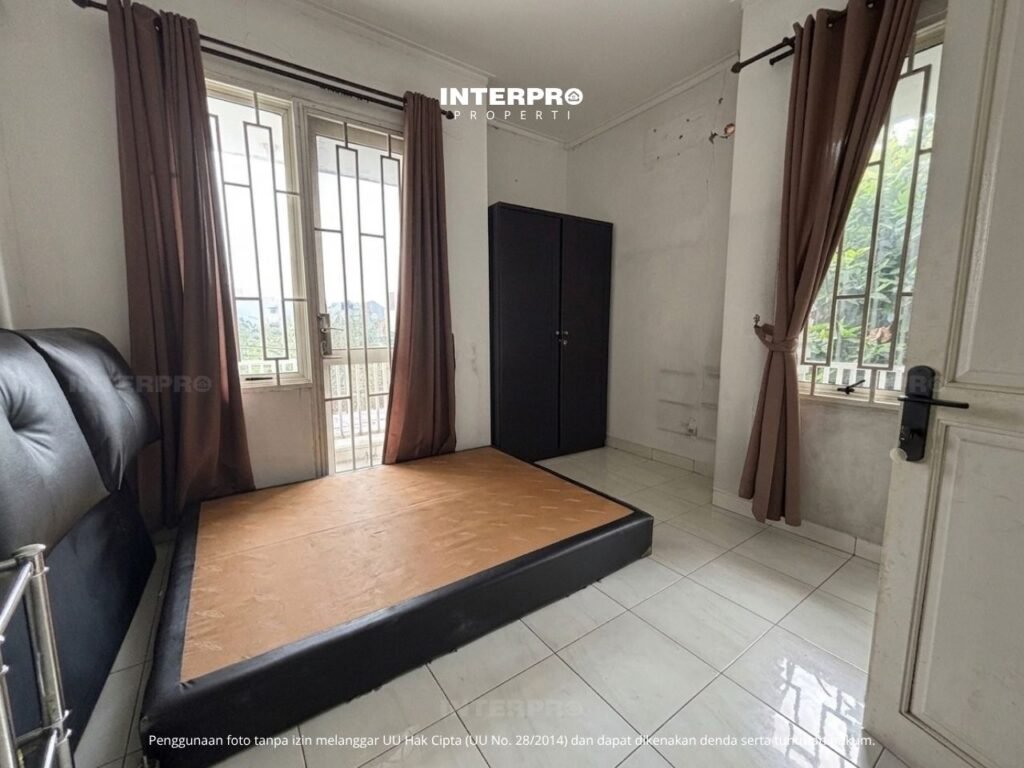 Rumah Dijual Semanan LT 141m2