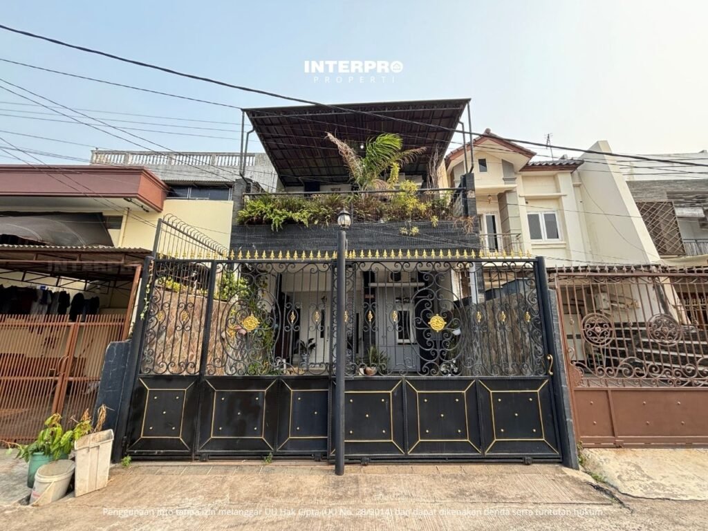 Rumah Dijual Taman Ratu LT 150m2