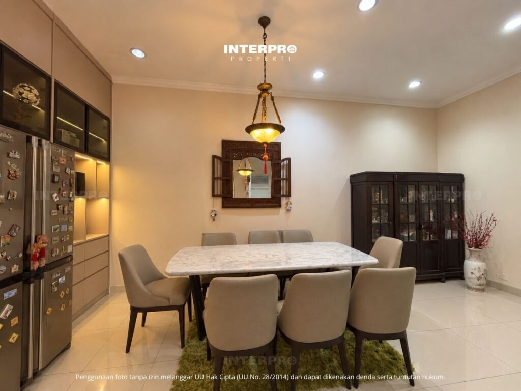 Rumah Dijual Taman Ratu LT 150m2